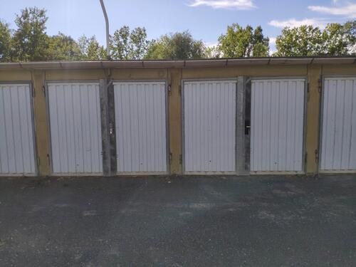 Foto - Große Doppelgarage Garage in Halle Neustadt zu vermieten