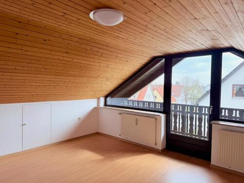 Foto - 2.5 Zimmer Dachgeschoßwohnung zur Miete in Königsbrunn