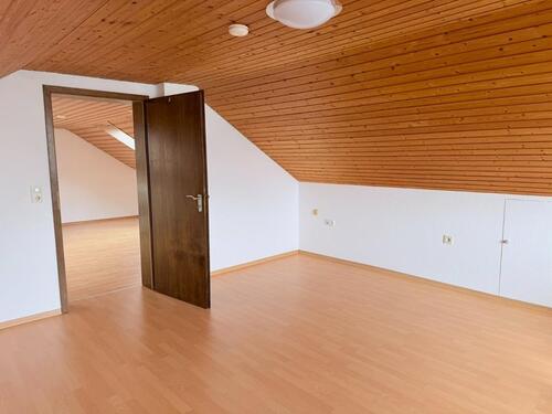 Foto - Dachgeschoßwohnung in Königsbrunn zur Miete