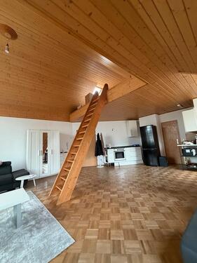 Foto - Jugenheim Gemütliche möbl. Wohnung Schlafbereich im Loft – 600€