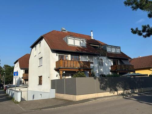 Foto - Lichtdurchflutete 4-Zimmer-Dachgeschosswohnung mit Dachterrasse