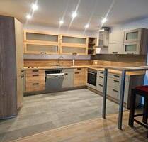 Moderne 3-Zimmer Wohnung mit Balkon & Carport - Petersaurach