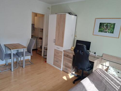 Foto - modernes, möbliertes 1-Zi-App. m. Balkon Regensburg Ost