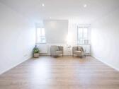 Foto - 4-Zimmer-Wohnung modernisiert, Top-Anbindung & Balkon genehmigt!