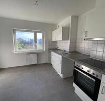 frisch renovierte zwei Zimmerwohnung im 1. Obergeschoss mit EBK - Lauenburg/Elbe
