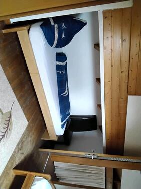 Foto - Dachwohnung - 1.200,00&nbsp;EUR Kaltmiete, ca.&nbsp; 93,00&nbsp;m&sup2;