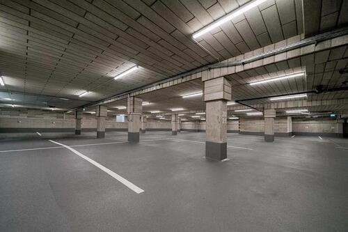 Foto - Tiefgaragenstellplatz - 140,00 EUR Miete,