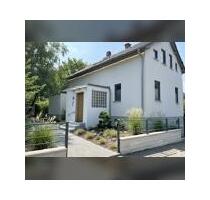 10280 - Modernes saniertes Einfamilienhaus mit Dachterrasse in Frankfurt-Praunheim - Frankfurt am Main Mitte-West