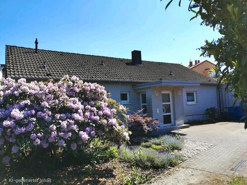 Foto - Freistehendes EFH mit ausgebautem DG in Zweiibrücken (von Privat)