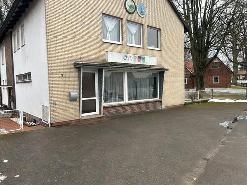 Foto - Freistehende Haus - 325.000,00&nbsp;EUR Kaufpreis, ca.&nbsp; 240,00&nbsp;m&sup2;