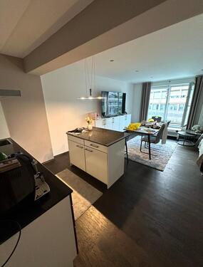 Foto - Teilmöblierte 2-Zimmer Wohnung mit Einbauküche–zentrale Lage