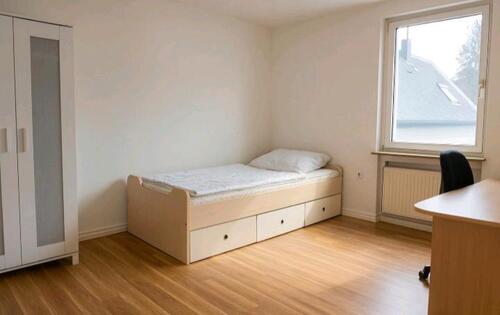Foto - Zimmer in Gießen zu vermieten - 300,00&nbsp;EUR Kaltmiete, ca.&nbsp; 16,00&nbsp;m&sup2;