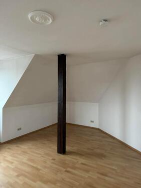 Foto - Schöne 1-Zimmer-Dachgeschosswohnung in Hannover-List zu vermieten