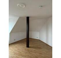 Schöne 1-Zimmer-Dachgeschosswohnung in Hannover-List zu vermieten