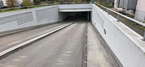 Foto - Zwei Stellplätze (Tiefgarage Parkplätze)