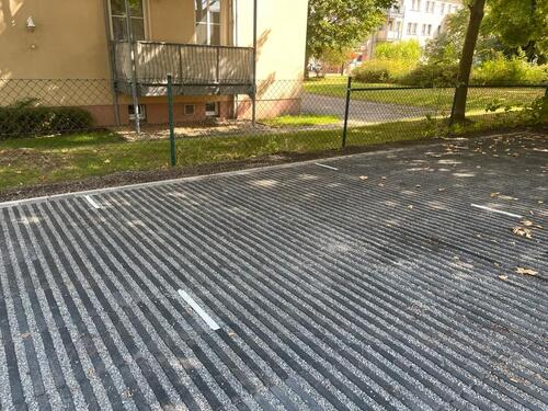 Foto - Stellplatz in Innenstadtnähe Zwickaus (Wohnanhänger möglich!)