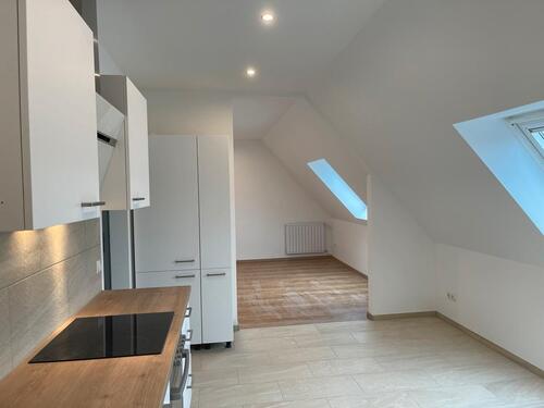 Foto - Helle 2,5 Zimmer-Wohnung (54m2) mit EBK - ab 01.06