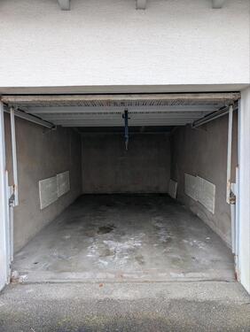 Foto - Garage zu vermieten - 100,00&nbsp;EUR Miete,