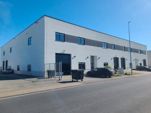 Foto - Gewerbehalle in Lohmar - 4.750,00&nbsp;EUR Kaltmiete, ca.&nbsp; 6,00&nbsp;m&sup2;