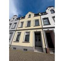 Mehrfamilienhaus mit 410 m² Garten in zentraler Lage - Mönchengladbach Nord