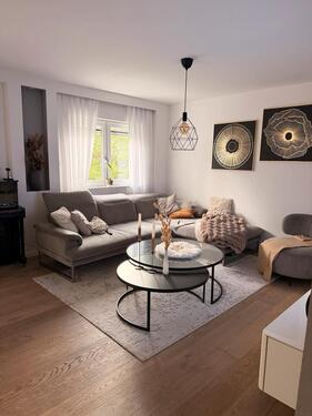 Foto - Großzügige 5-Zimmer-Wohnung in ruhiger Lage von Frankfurt-Nied