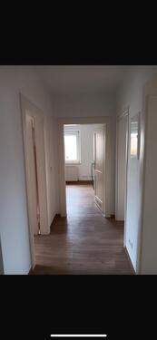 Foto - 3 Raum Wohnung 445€ kalt - 725,00 EUR Kaltmiete,