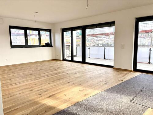 Foto - Exklusive, offen geschnittene Wohnung mit 3 Schlafzimmern, Balkon und Donaublick!