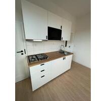 1,5 Zi.-Wohnung mit Einbauküche und Hobbyraum - Glauchau