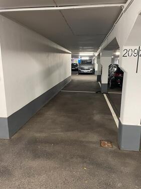 Foto - Tiefgaragenstellplatz (Eckplatz) Bogenhausen