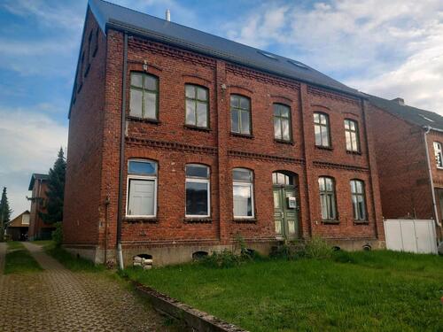 Foto - 8 Zimmer Mehrfamilienhaus, Wohnhaus zum Kaufen in Grabow