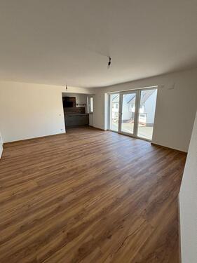 Foto - Erstbezug nach Kernsanierung 3 ZKB mit EBK und Balkon im Stadtteil Weierbach