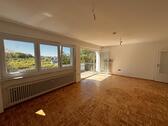Foto - Frisch renovierte helle 3-Zimmer Wohnung in ruhiger Lage mit Balkon und Garten