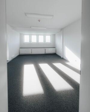 Foto - Büroräume im Flughafen Braunschweig-Wolfsburg