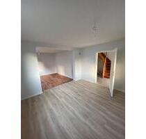 frisch saniertes kleines Haus mit Garage - Amorbach