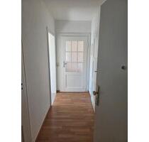 4-Raumwohnung zu verkaufen - 90.000,00&nbsp;EUR Kaufpreis, ca.&nbsp; 59,00&nbsp;m&sup2; in Böhlen (PLZ: 04564)