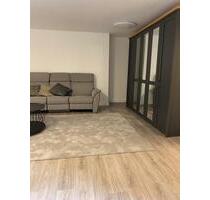 Möblierte 2 Zimmer Wohnung Souterrain - Düsseldorf Stadtbezirk 8