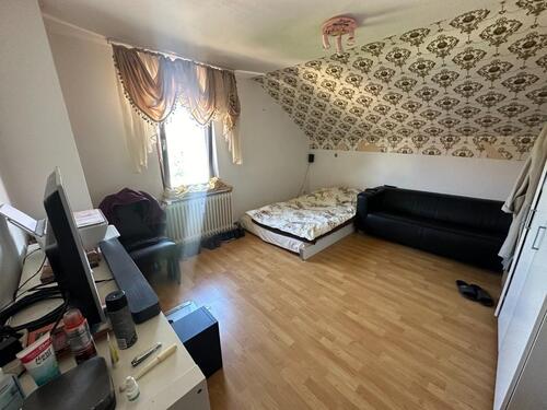 Foto - 2 Zimmer in 2er WG möbliert zu vermieten befristet