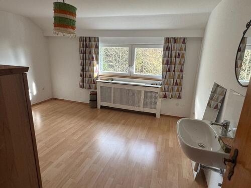 Foto - Wohnung 4 Zimmer - 1.000,00&nbsp;EUR Kaltmiete, ca.&nbsp; 90,00&nbsp;m&sup2;