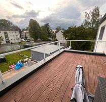 2 Zimmer Wohnung mit großer Terasse am Wasserturm - Solingen Mitte