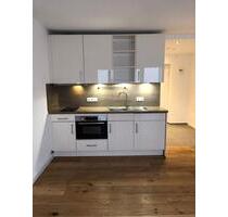 TOP Lage, schöne, helle 1-Zimmer-Wohnung, Balkon, Parkett, EBK - München Maxvorstadt