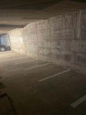 Foto - Motorrad-Stellplatz in Aschaffenburg Innenstadt – Tiefgarage