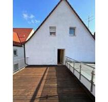 Geräumige 6-Zimmer-Wohnung mit großer Terrasse EckentalEschenau