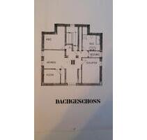 3 Zimmer Dachgeschoss Wohnung mit Garten und Carport - Halfing