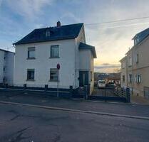 Einfamilienhaus mit großem Garten und Poolanlage - Nentershausen