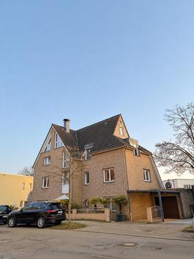 Foto - Hochwertige Masionette- EG-Wohnung, Garage & großzügige Terrasse mit Outdoorküche