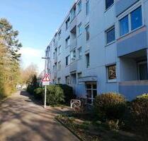Kaltmiete: 900€ + NK, 2,5-Zimmer-Wohnung (ca. 77 m²) mit Garage - Bremen Hemelingen