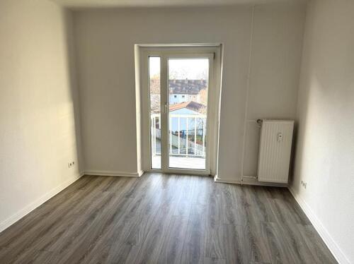 Foto - * Gemütliche 2,5 ZW * kleiner BALKON * nähe HauptfriedhofVolkspark * nur für 1-2 Personen *