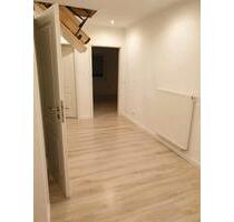 Wohnung 1.OG 2½ZKB Neuwertig Warmmiete inkl. StromGasWasser etc - Twist