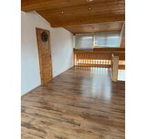 Großzügige Maisonette mit Galerie - Triftern