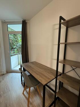 Foto - Möblierte 1-Zimmer-Studentenwohnung mit Balkon in Gö-Nikolausberg